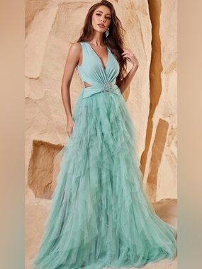 NWOT FAERIESTY MINT GREEN SIZE XS TIERED TULLE MAXIE CRYSTAL EMBELLISHMENT